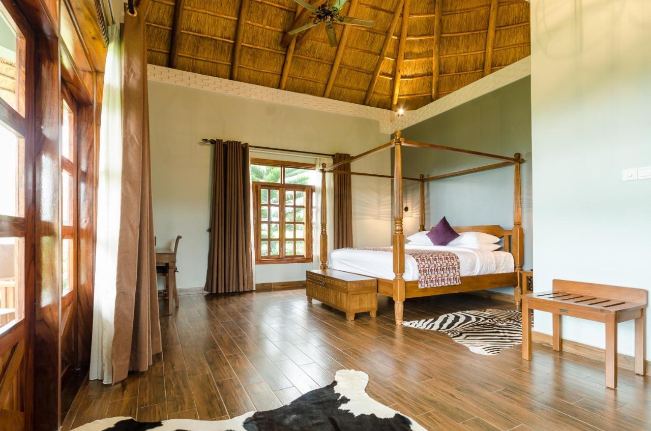Emburara Farm Lodge Mbarara Eksteriør bilde