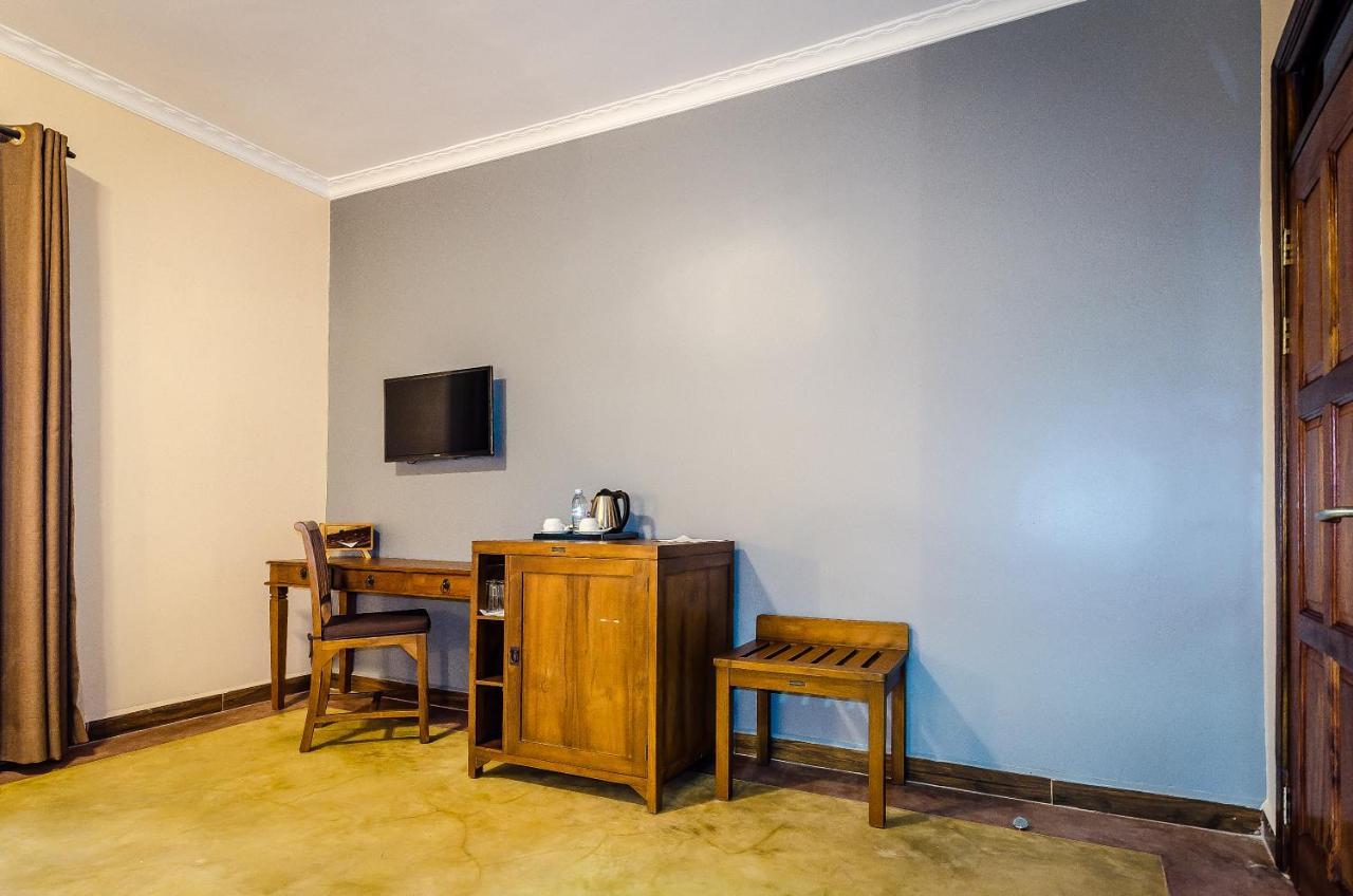Emburara Farm Lodge Mbarara Eksteriør bilde