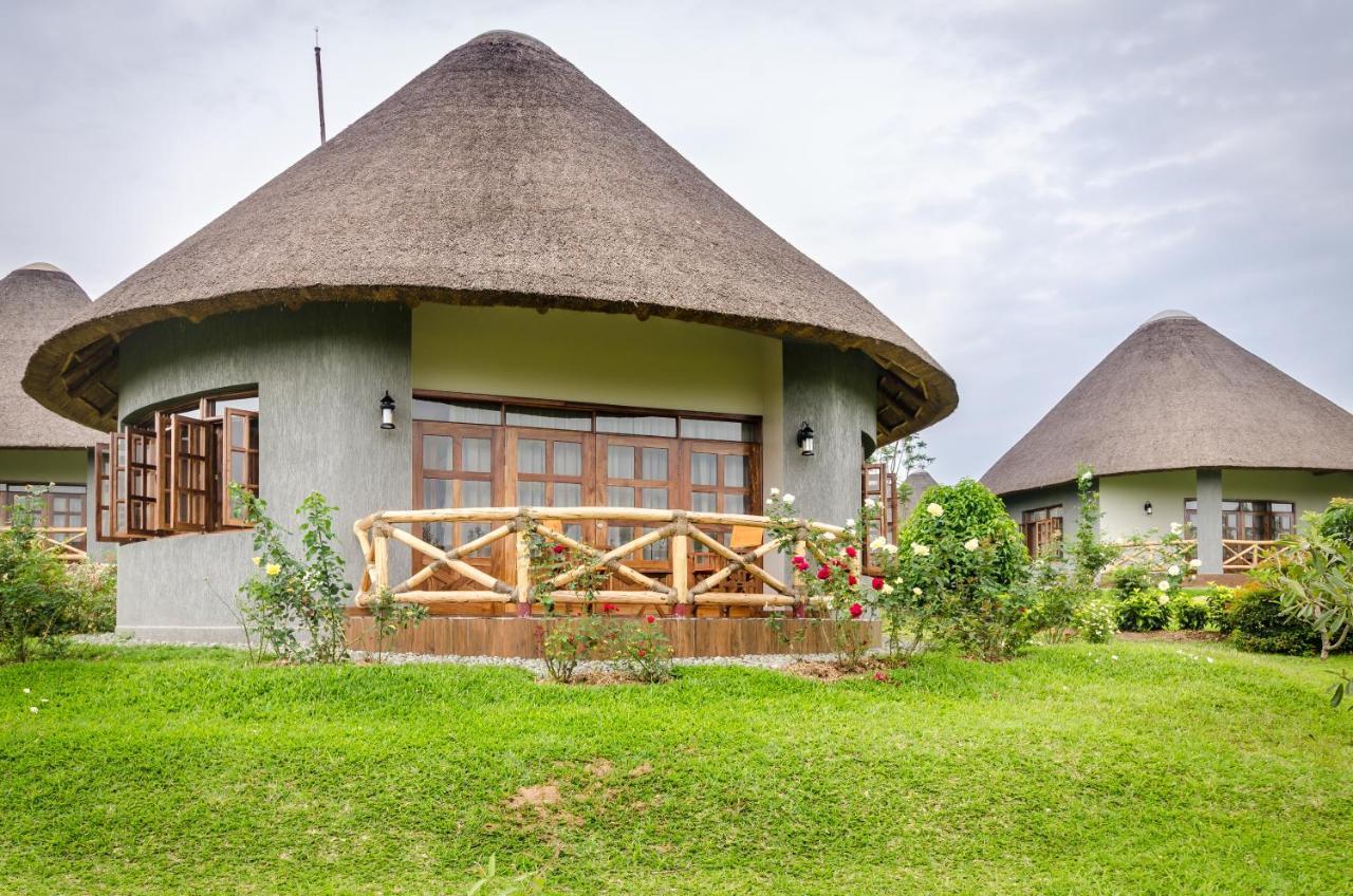 Emburara Farm Lodge Mbarara Eksteriør bilde